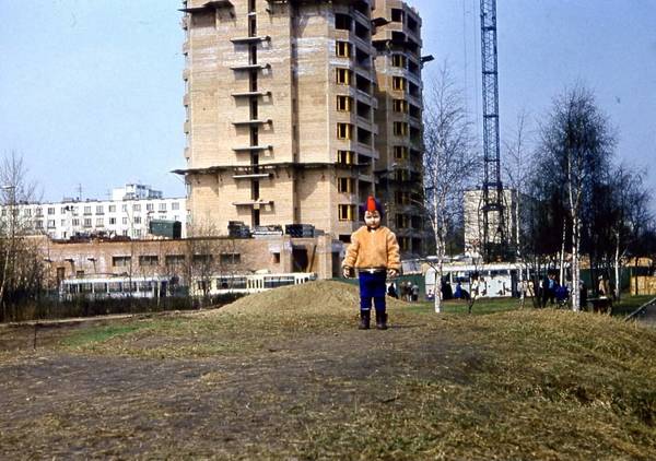 Бескудниковский бульвар. Строительство дома 15к1 1979г.jpg