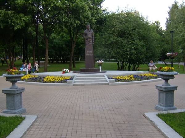 Парк имени Святослава Фёдорова-7.jpg